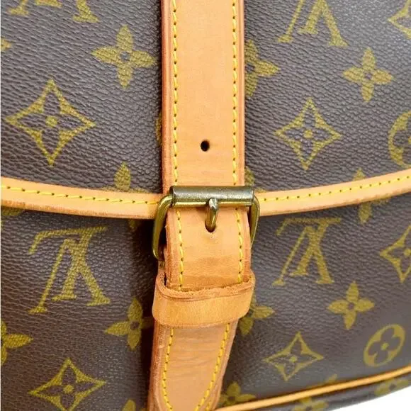 ⭐🔥AUTHENTIC🔥⭐Louis Vuitton Saumur35 Shoulder Crossbody - Picture 8 of 14